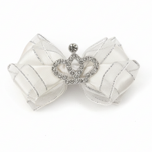 Load image into Gallery viewer, White crown bow - bright background